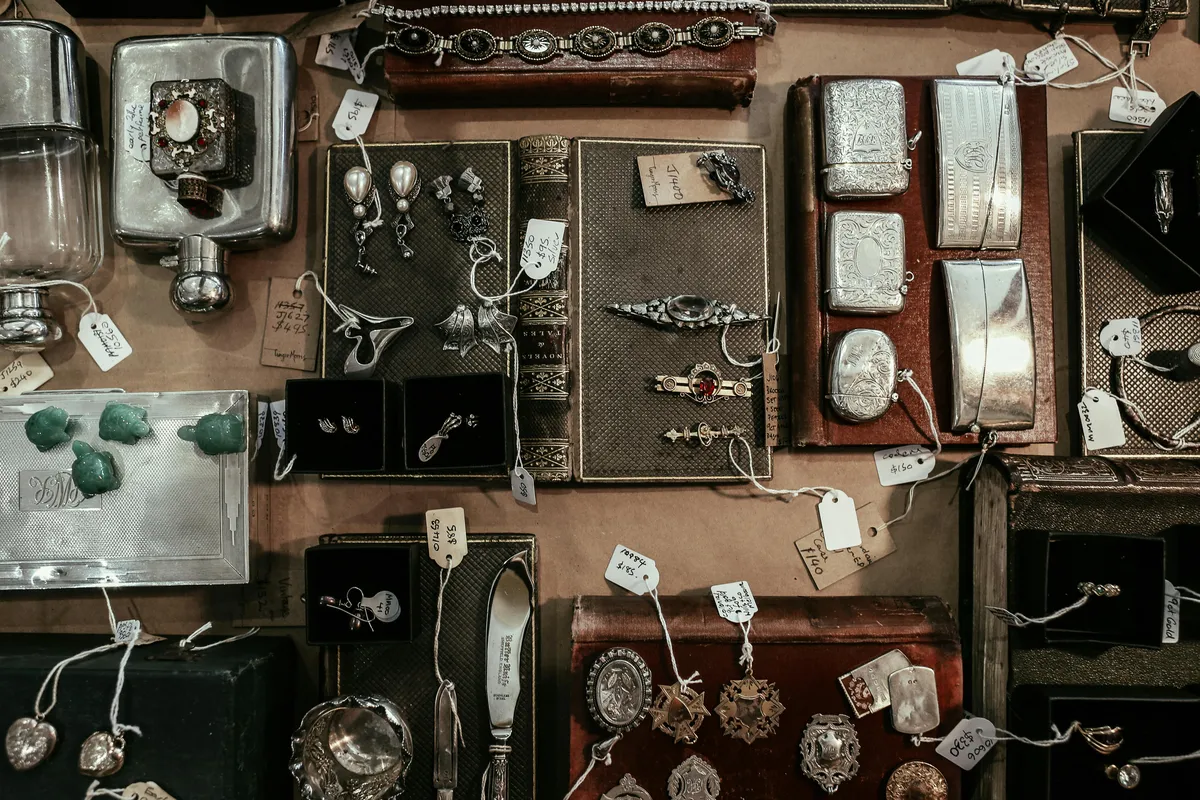 Antique vs Vintage vs Estate Jewelry: Key Differences Explained