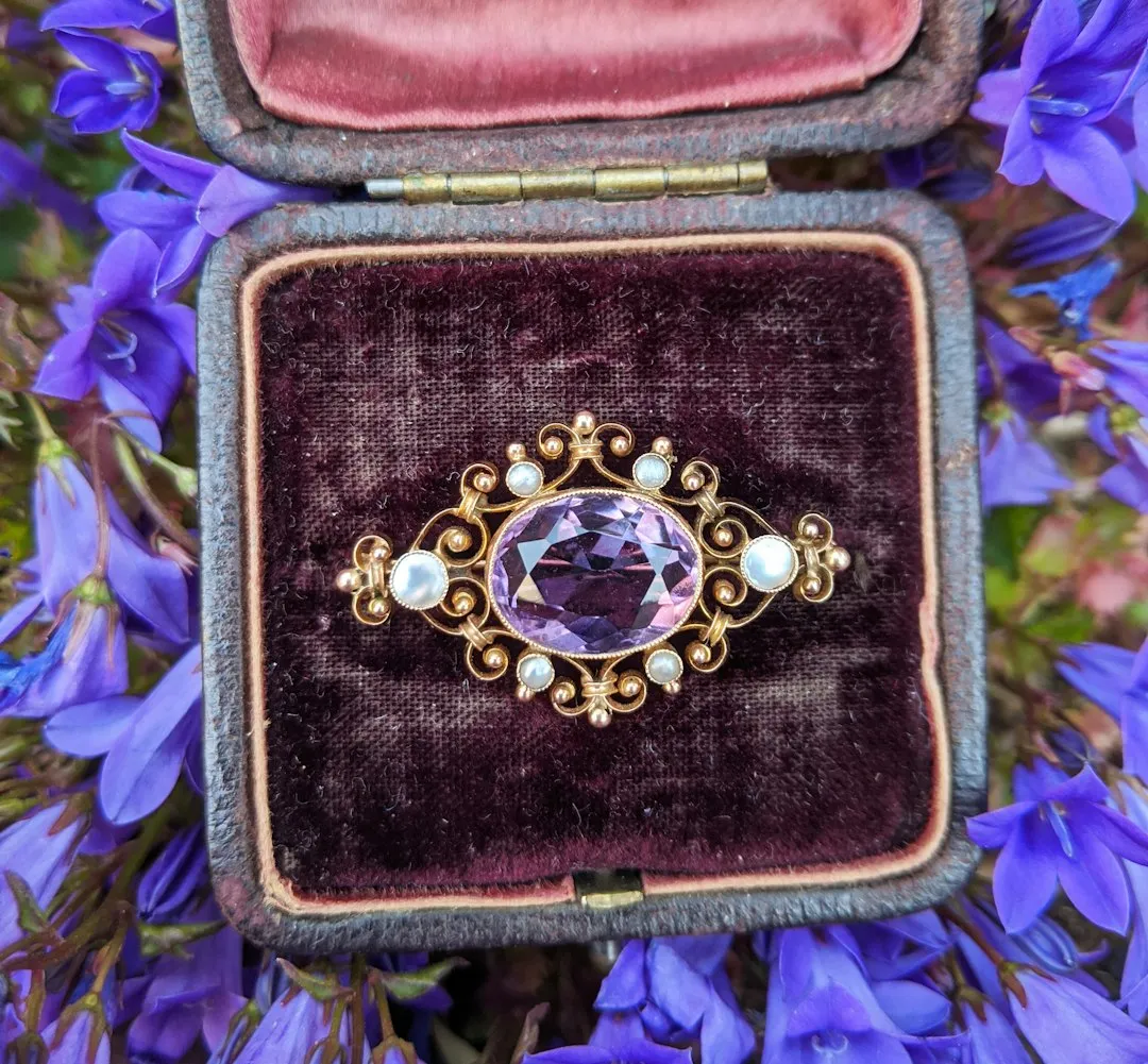 Phoenix’s Vintage Jewelry Shops: A Collector’s Dream