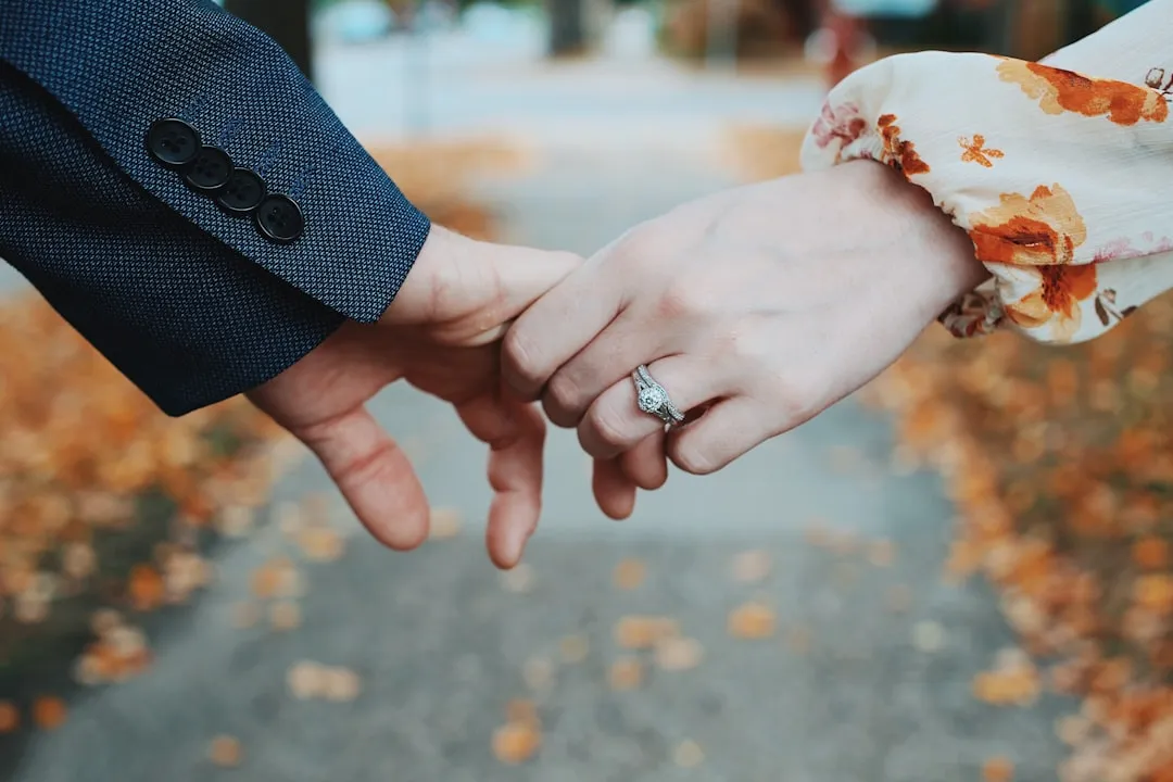 Perfect Engagement Ring Guide: Styles and Tips