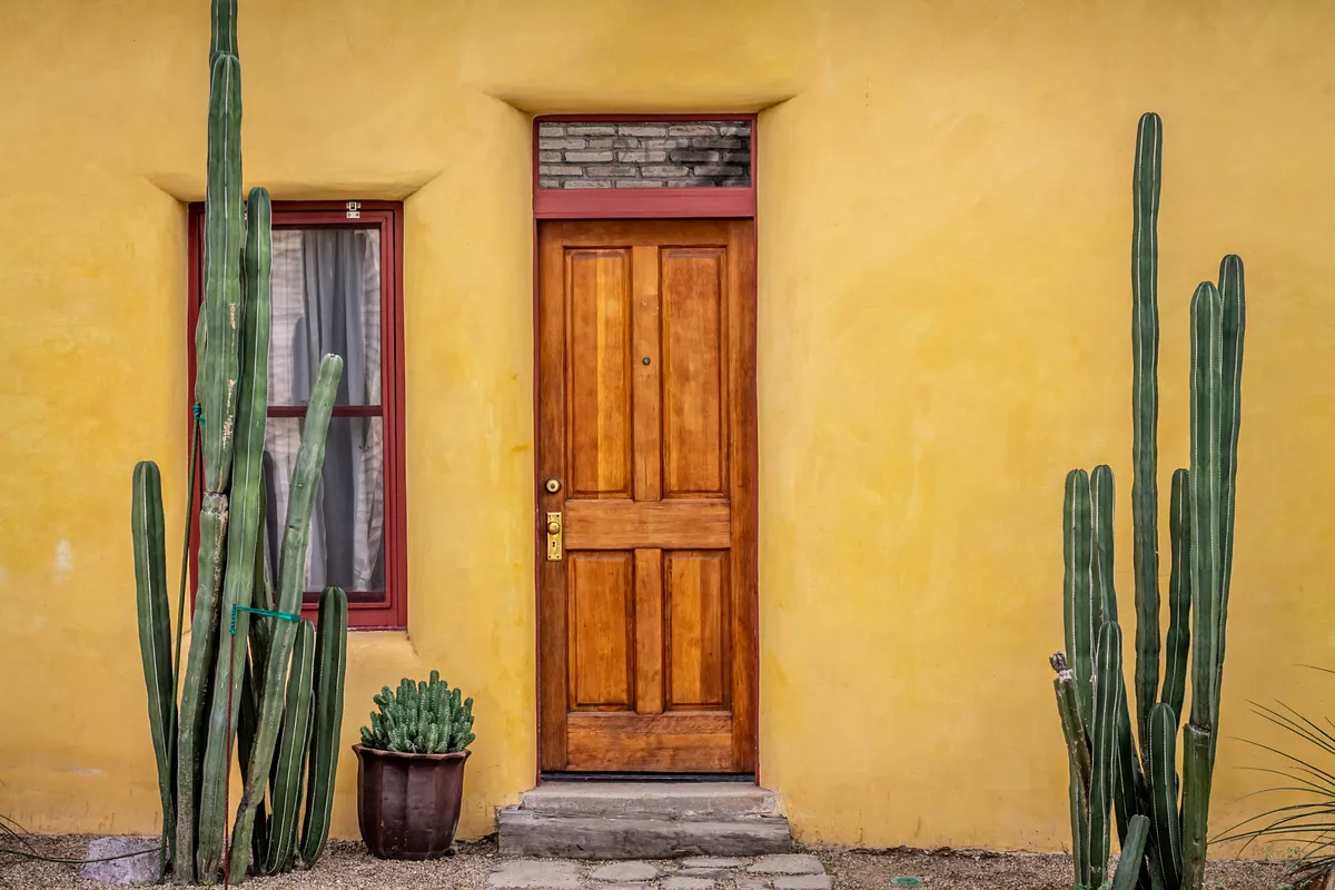 Scottsdale vs. Tucson: Arizona’s Two Jewelry Capitals, Compared