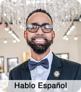 Chris Soto - GIA Student and Engagement Ring Specialist - Hablo Espanol