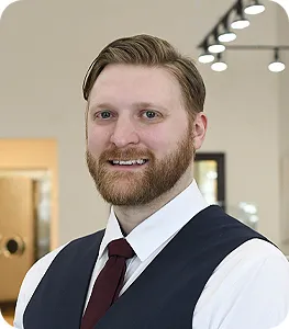 Sam Fountain - GIA Student and Engagement Ring Specialist