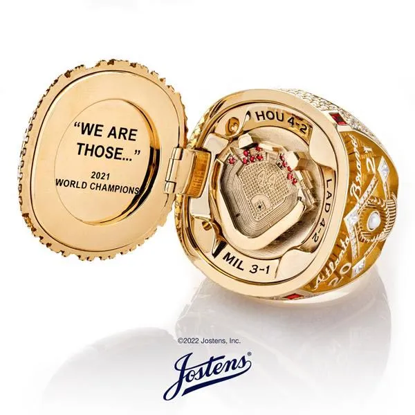 Atlanta Braves' 2021 World Series Ring Flips Open to Reveal Illuminated Truist P
