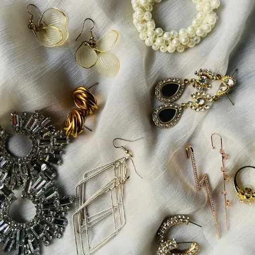 Earrings  Reed & Sons Sedalia, MO