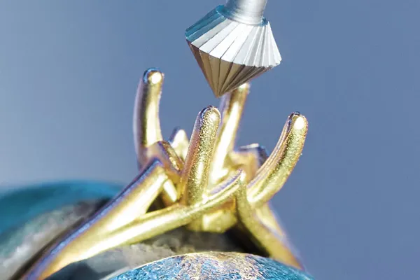 Learn about Tip & Prong Repair image