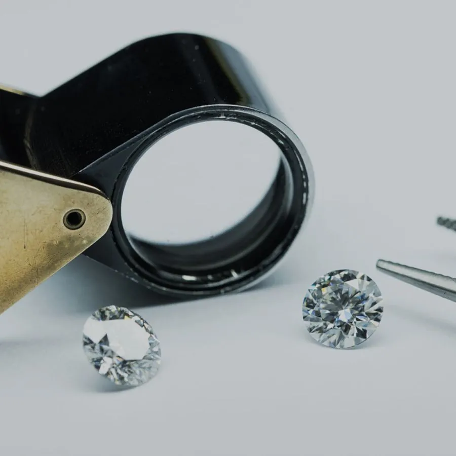 Shop Diamonds Robert Irwin Jewelers in Memphis, TN