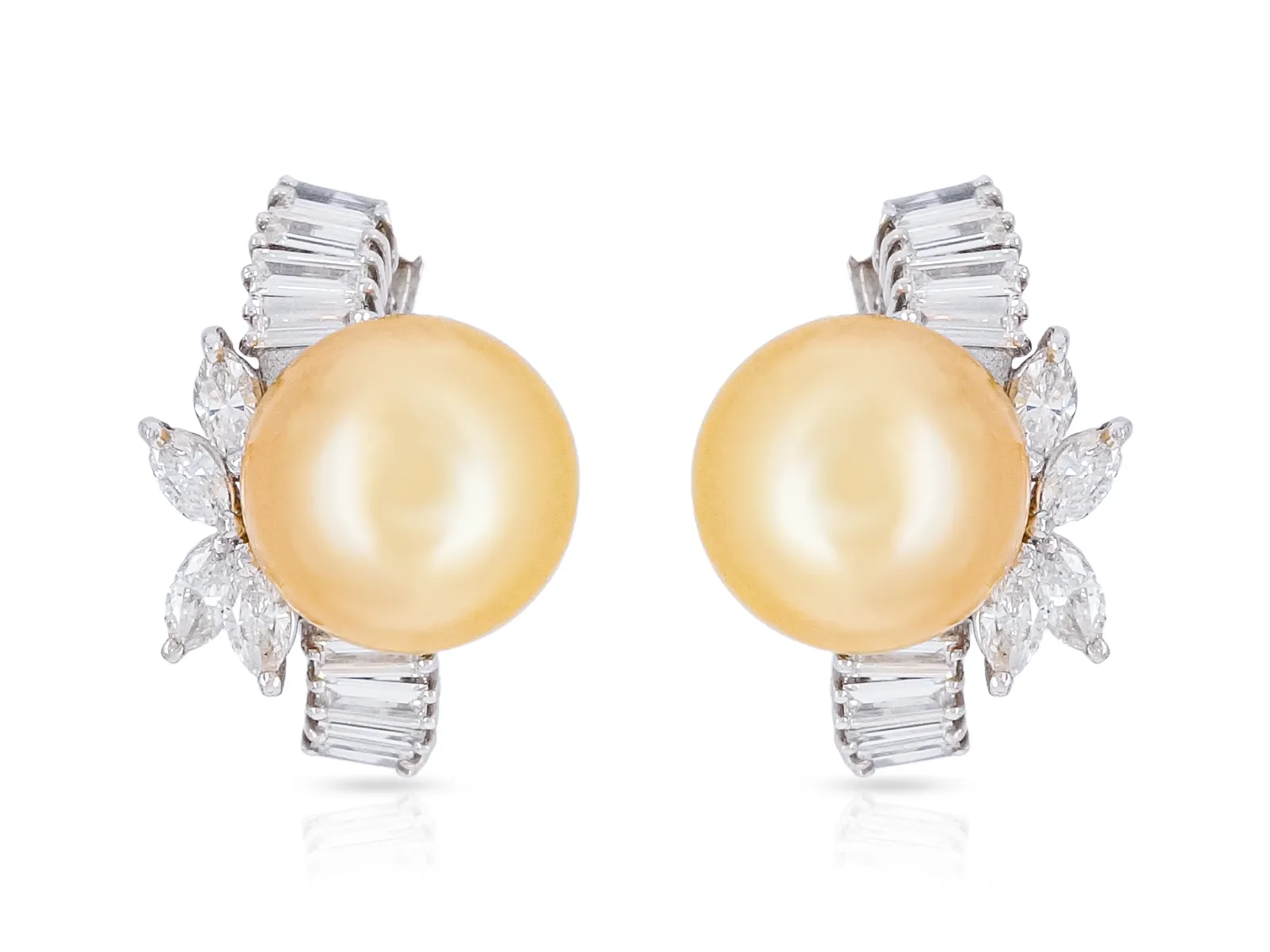 Earrings Lorem ipsum dolor sit amet consectetur adipiscing elit. Roberts Jewelers Jackson, TN