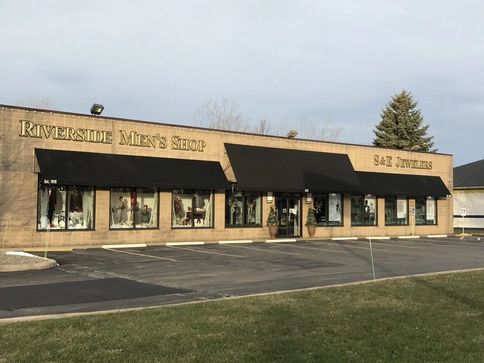WESTERN NEW YORK’S FOREMOST TRUSTED JEWELER SINCE 1948. 