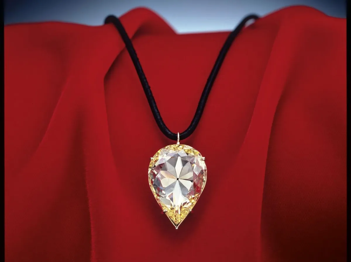 Cursed Diamonds- The Moon of Baroda