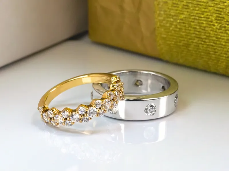 Men's Bands Find men’s wedding bands designed with tradition and craftsmanship — enduring symbols of commitment and strength