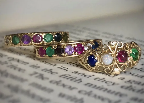 How Acrostic Jewelry Turned Colorful Gemstones Into Hidden Messages of Love