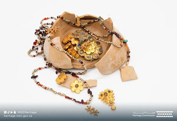 Read article: 1,200-Year-Old Jewelry Hoard Reveals the Splendor of the Islamic Golden Age