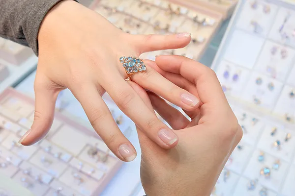 Read article: New Survey Shows Millennials Driving America’s Jewelry Self-Purchase Trend