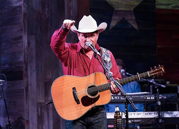 Music Friday: Tracy Byrd Proclaims That Love Makes a Diamond Shine