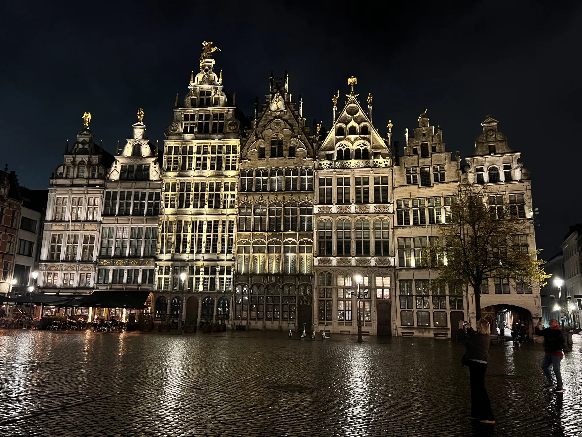 A Night in Antwerp