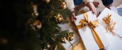 Give the Perfect Giftthis Holiday Season!