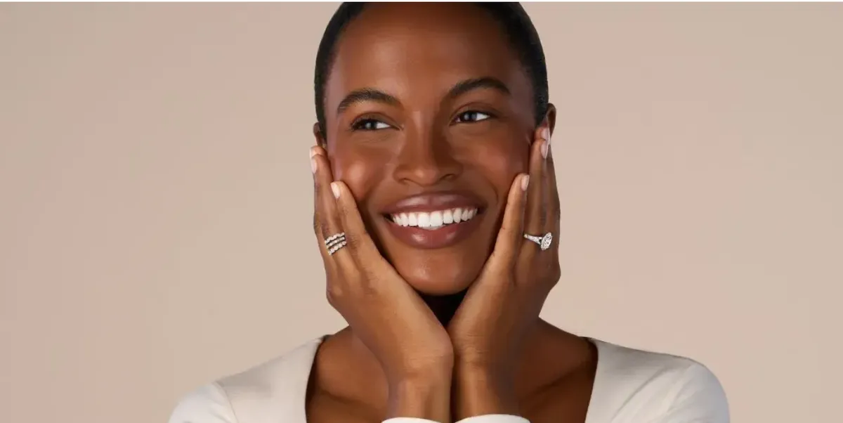 On Which Finger Should a Wedding Ring Be Worn?
