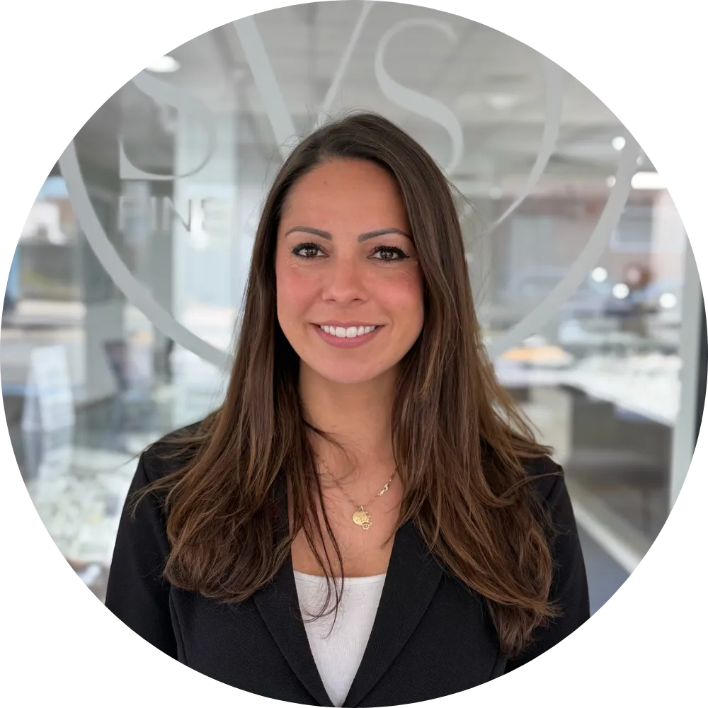 Marissa B., GIA Graduate Gemologist and AGS Certified Gemologist Appraiser at SVS Fine Jewelry in Oceanside, NY