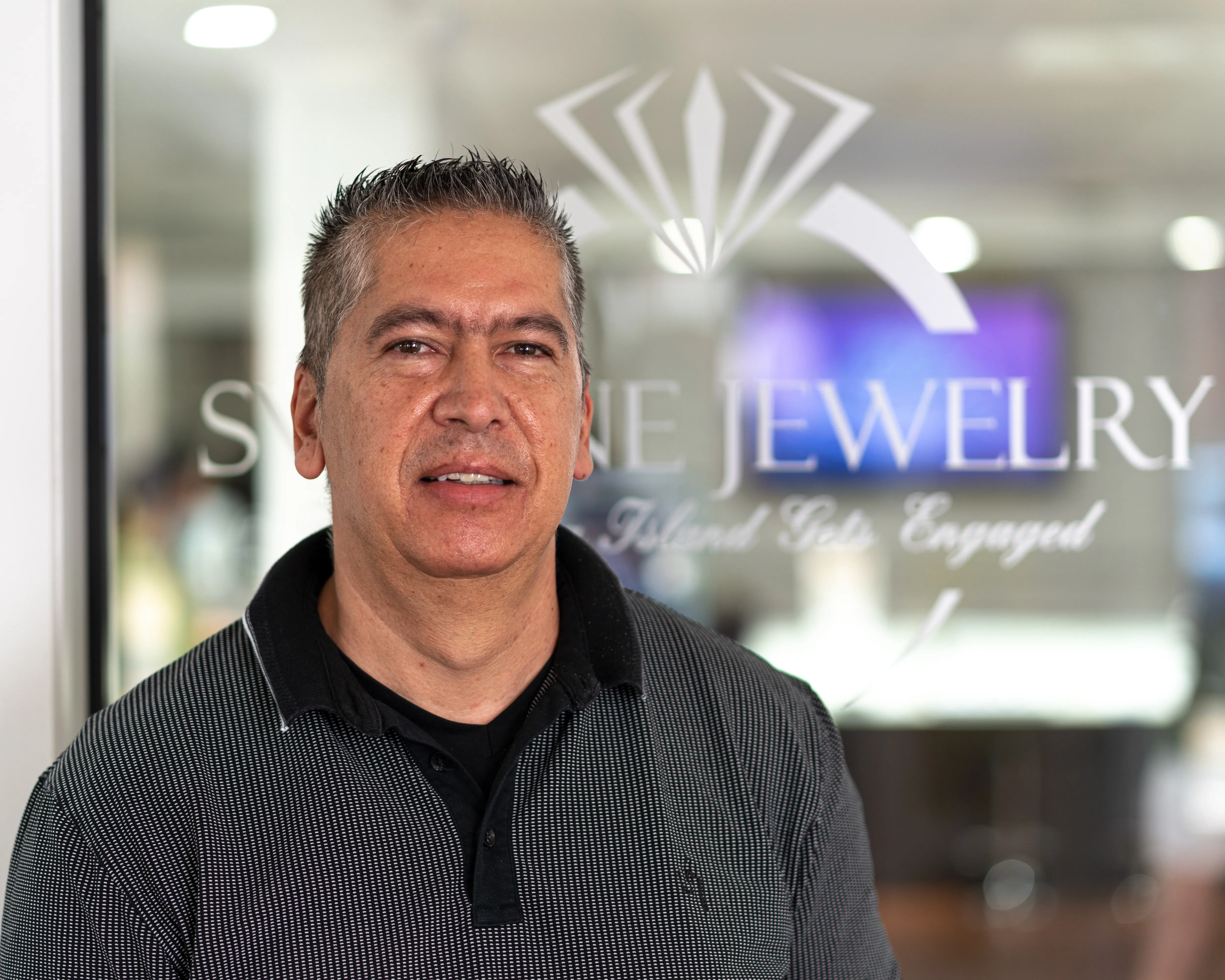 Wil A. With over 20 years of experience. Wil is a CW21 (Certified Watchmaker in the 21st century) by the AWCI (American Watchmak