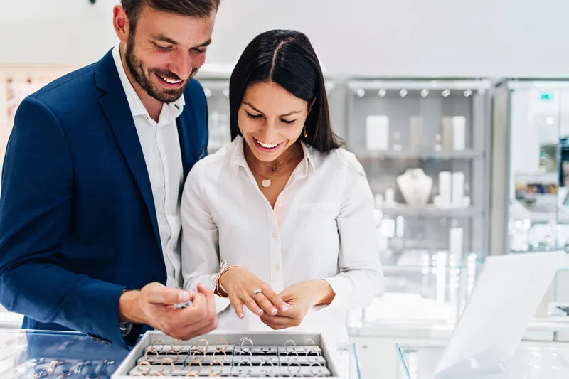 Read article: Tips to Find the Perfect Engagement Ring
