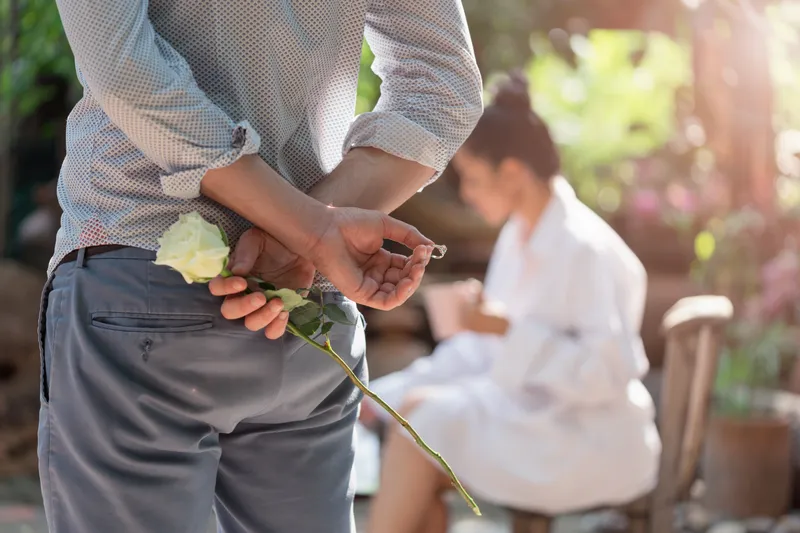 Read article: Top Engagement Ring Trends of 2021