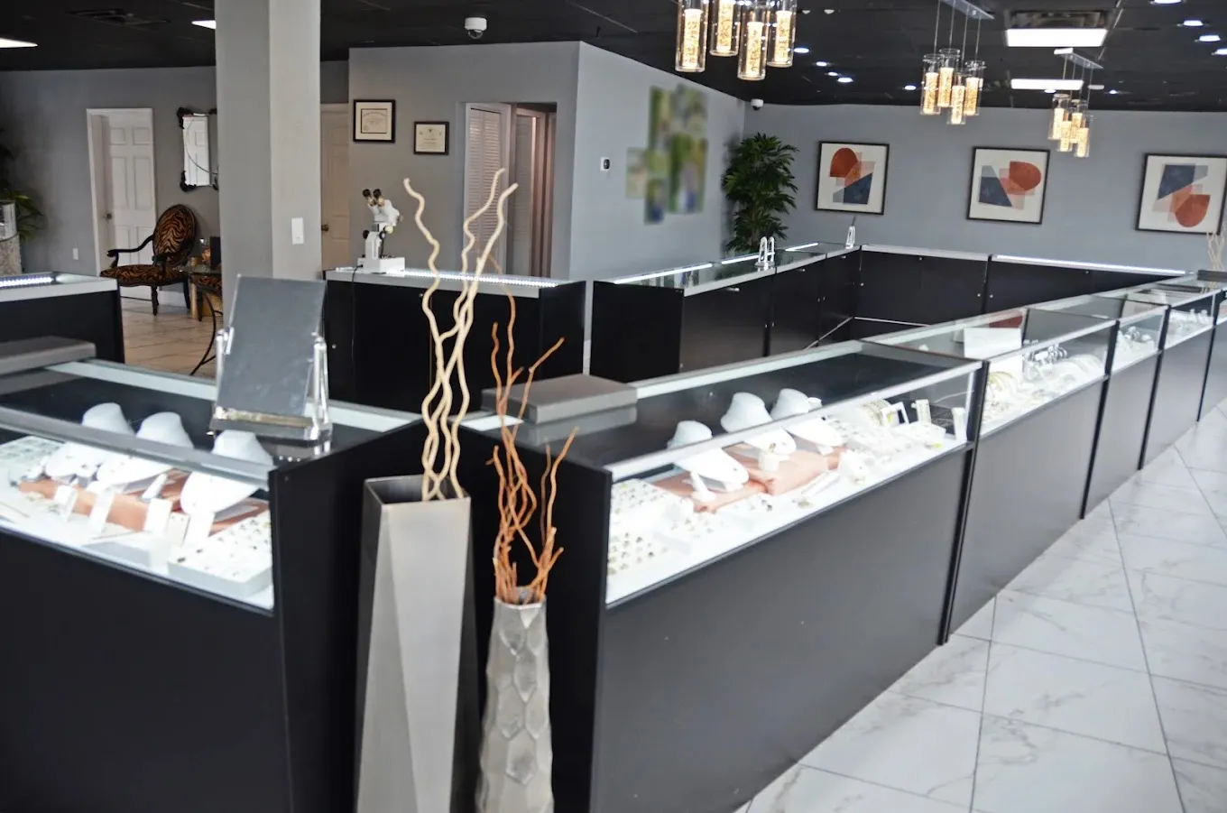 T.J.'s Fine Jewelry store front in Carbondale, showcasing custom jewelry and repair services.