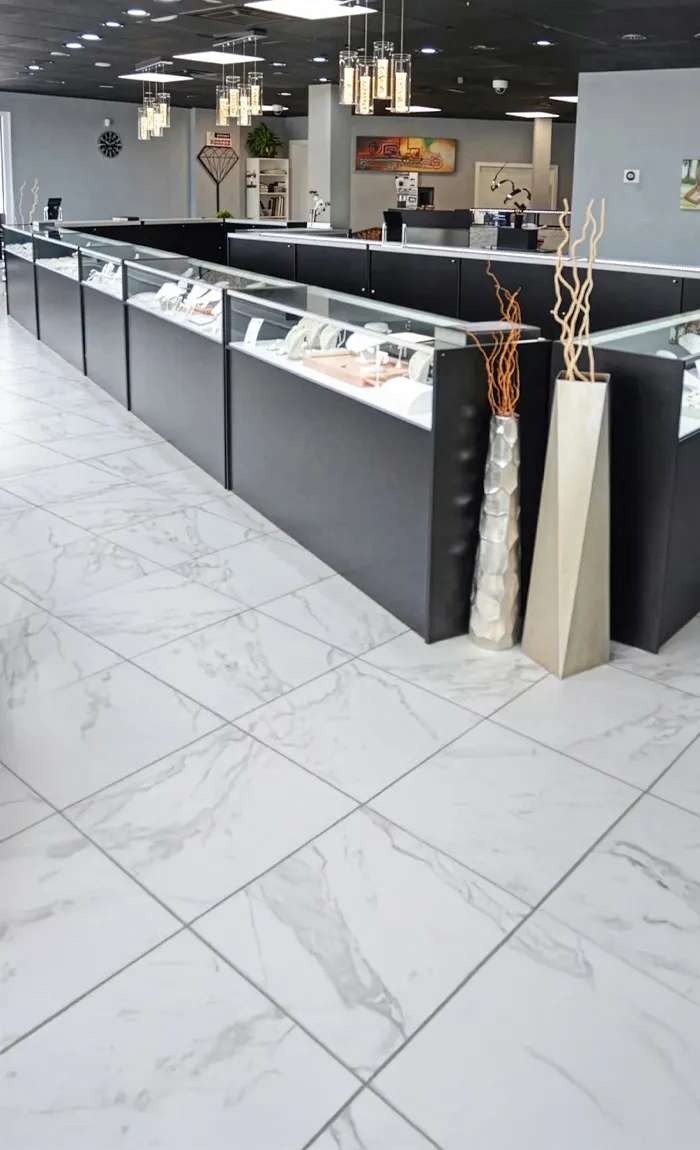 T.J.'s Fine Jewelry store front in Carbondale, IL. 