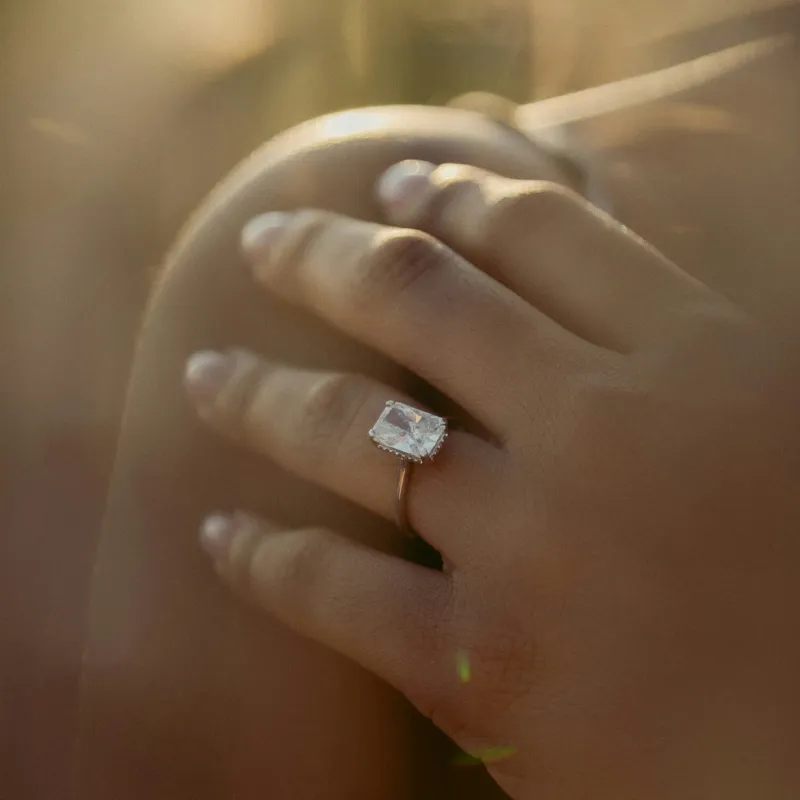 START WITH A DIAMOND Pick the perfect diamond to add to your unique ring setting. Timmreck & McNicol Jewelers McMinnville, OR
