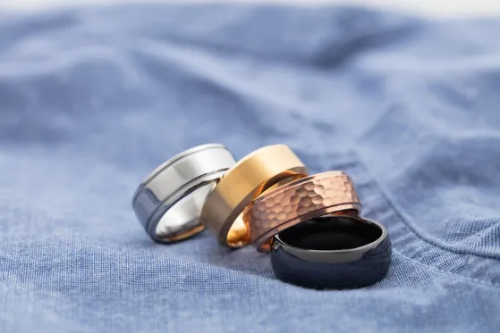 The Advantages of Different Metals for Men’s Wedding Bands