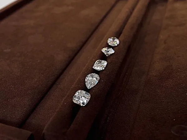 Diamond and gemstone selection at Tovon and Co. Diamonds, Dallas PA