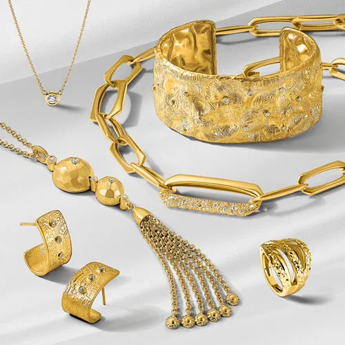 Herco Unique findings, natural diamond accents, stylish links with hidden clasps, and substantial solid styles are HERCO signatures. Exquisitely crafted designs in Platinum, 14K, 18K, 22K and 24K. The Plumb Club CHARLOTTE, AL