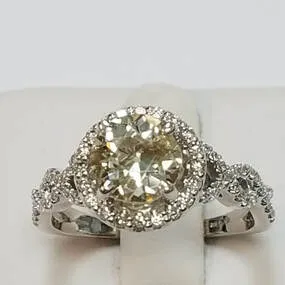 Find Unique Valentine's Day Gifts at Your Daytona Beach Jewelry Store