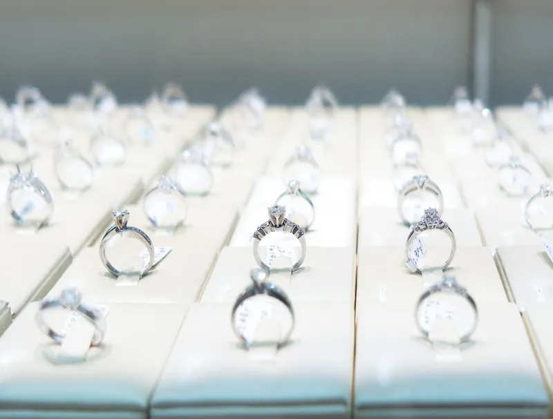 Read article: Ready When You Are:Engagement Rings for Instant Summer Proposals