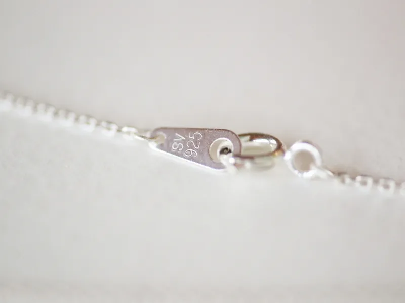 Read article: A Guide to Replacing Broken or Worn Necklace Clasps