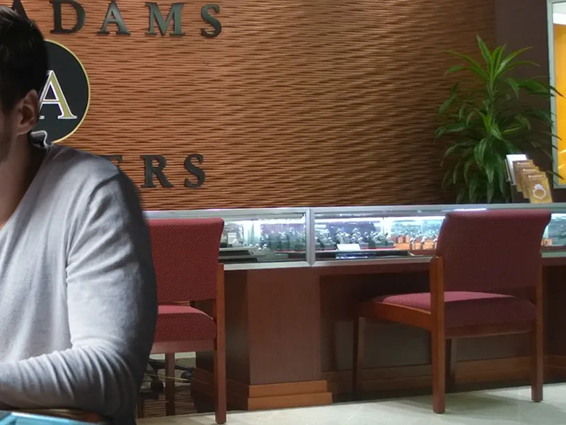 We offer a variety of payment options that make getting your dream jewelry easy. You can choose the payment option that lets you take it home today. Van Adams Jewelers Snellville, GA