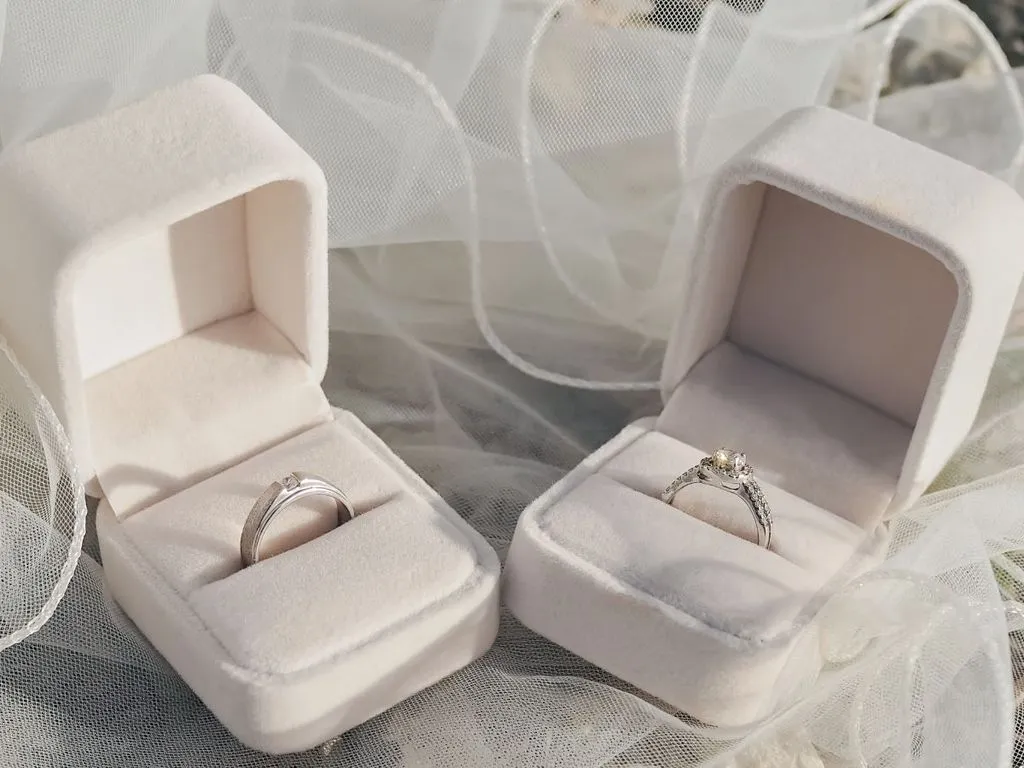 Matching Engagement Ring and Wedding Band: Expert Tips for Perfect Pairing
