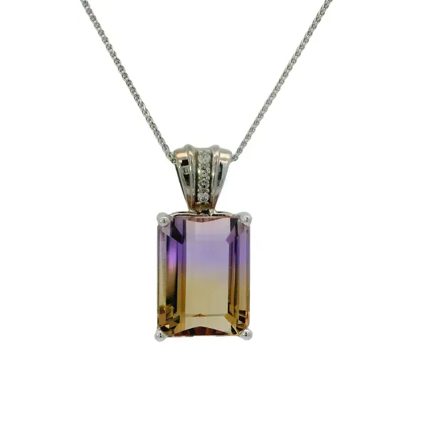  Rainbow-Hued Gemstone
