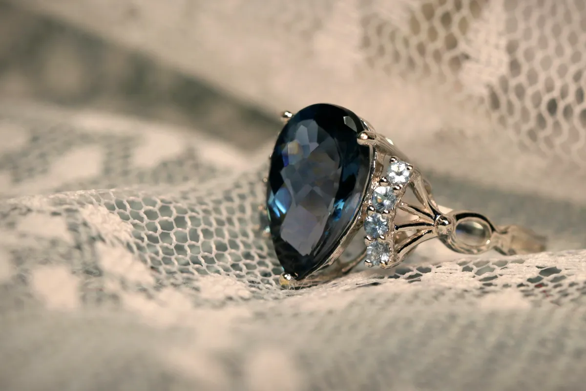 Birthstone Jewelry: Celebrating Personalities and Special Connections