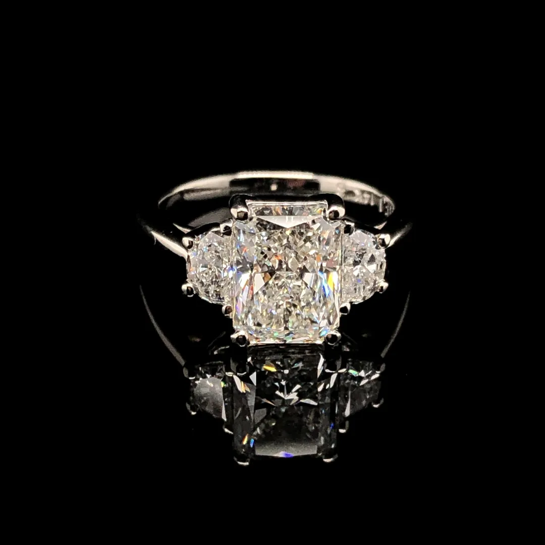 21  Vandenbergs Fine Jewellery Winnipeg, MB