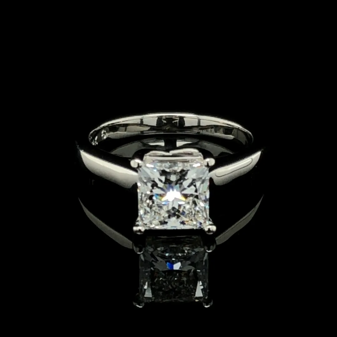 24  Vandenbergs Fine Jewellery Winnipeg, MB