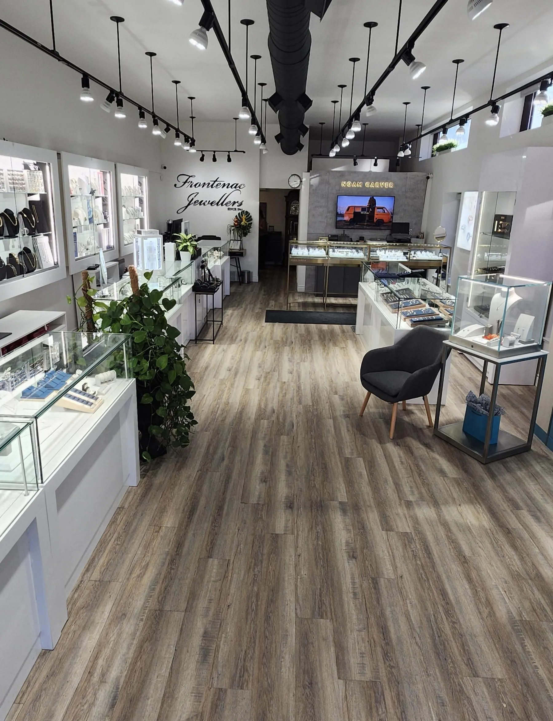 Frontenac Jewellers Kingston, ON