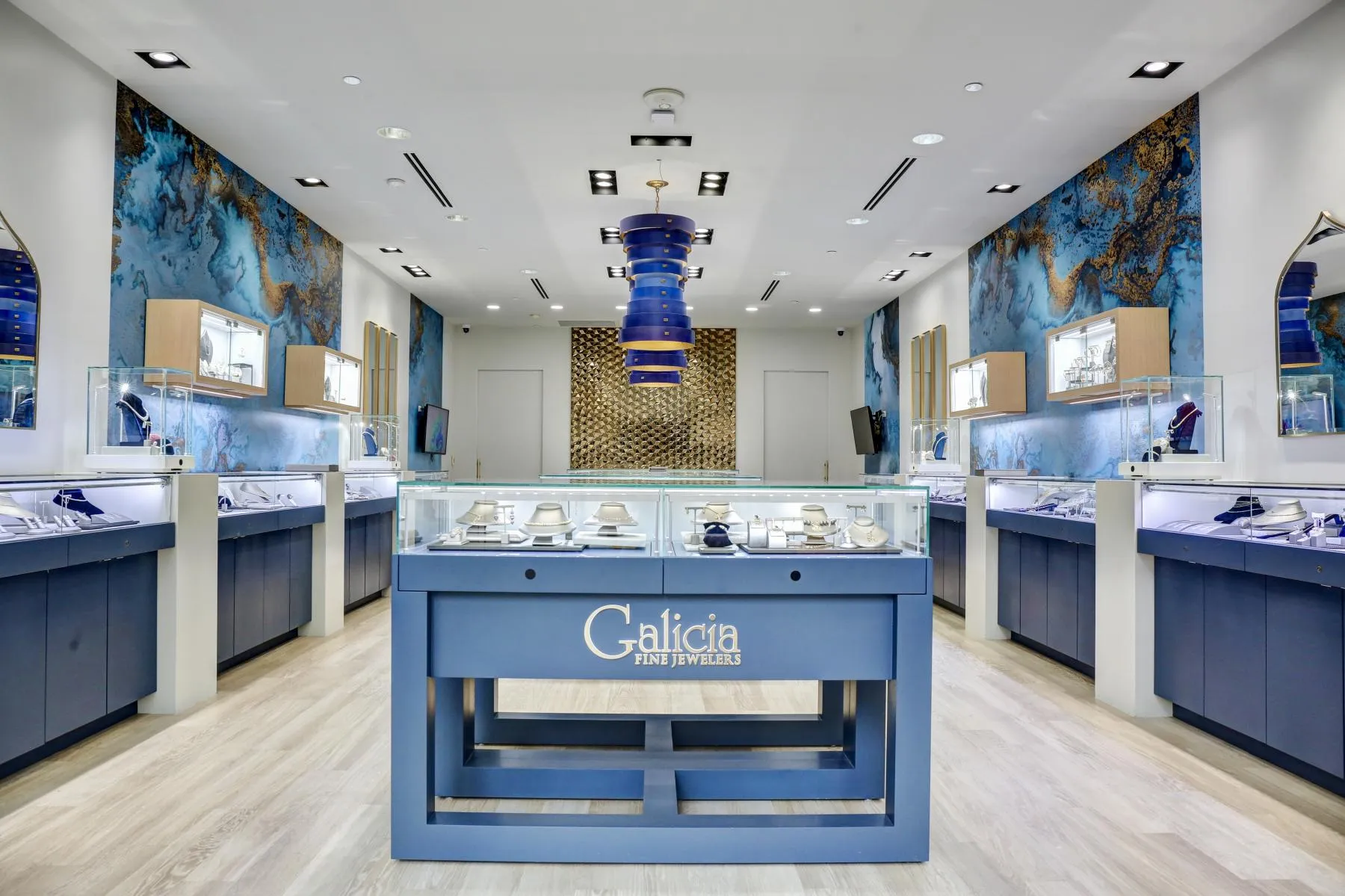 About Us This banner image is 1600 x 600 pixels on desktop Galicia Fine Jewelers Scottsdale, AZ