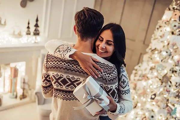Read article: Holiday Gift Jewelry