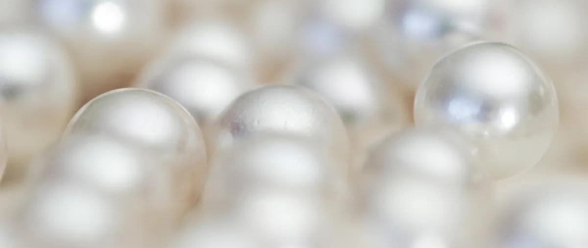 Pearl Meaning & History | June Birthstone Guide