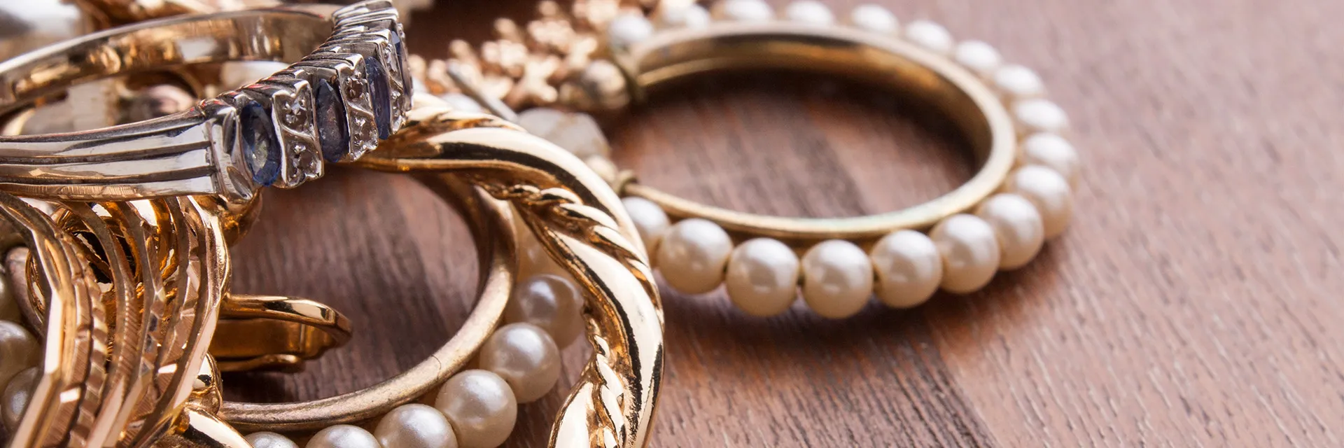 Lennons W.B. Wilcox Jewelers New Hartford, NY