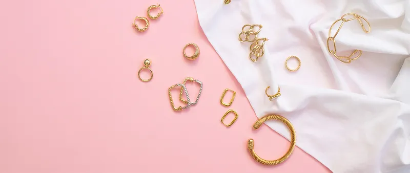 Read article: Bracelet Brunch Event | Mother’s Day Jewelry Shopping at Saxons