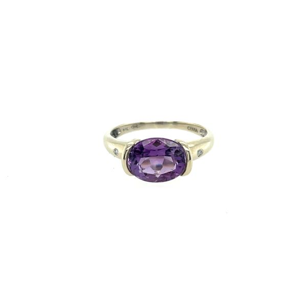 14kt White Gold Amethyst Ring Swede's Jewelers East Windsor, CT
