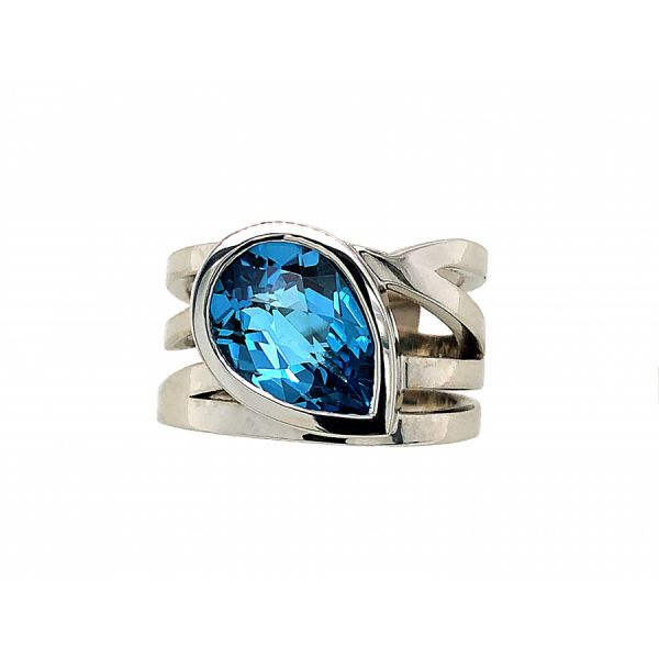 STERLING SILVER BLUE TOPAZ RING 621-00208 | The Hunt House Fine