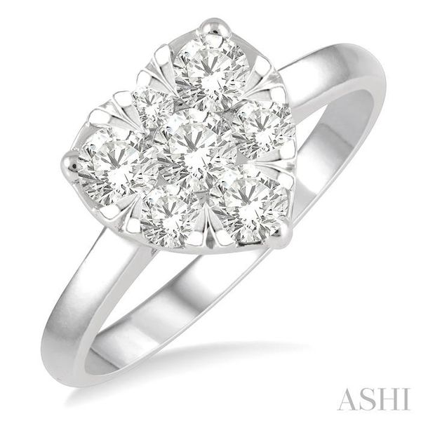 White gold diamond ring with 3 heart-cut diamonds
