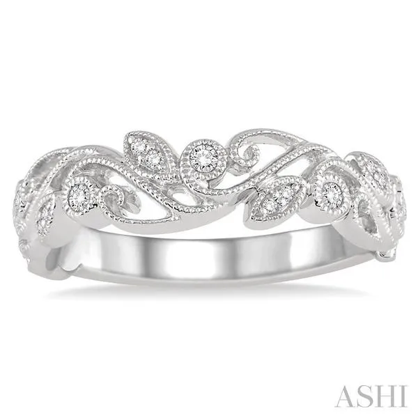 1/10 Ctw Round Cut Diamond Leaf Ring in 14K White Gold